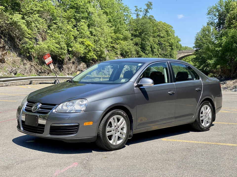 2009 Volkswagen A5 Jetta - Image 11 of 31