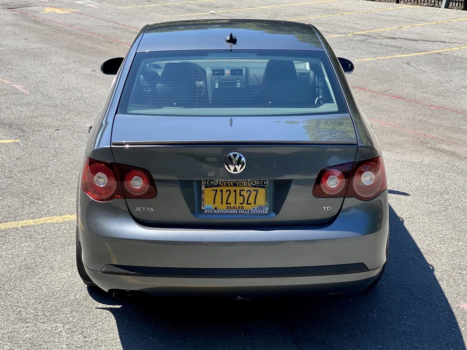 2009 Volkswagen A5 Jetta - Image 25 of 31