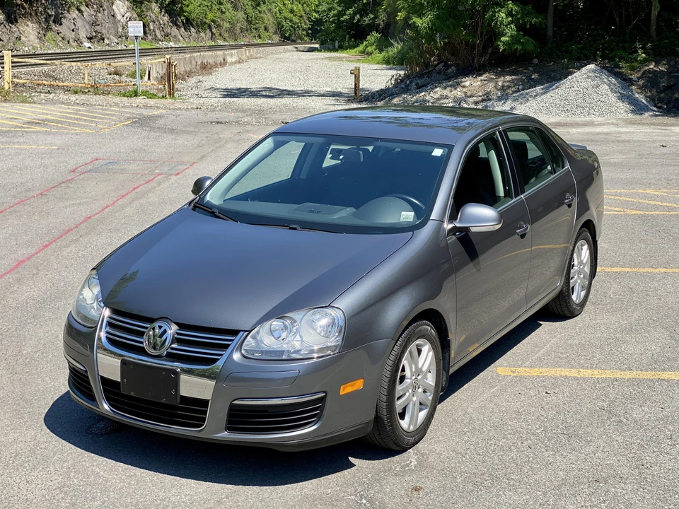 2009 Volkswagen A5 Jetta - Image 10 of 31