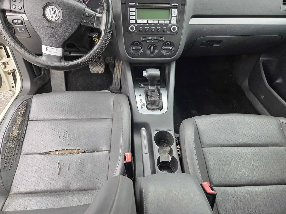 2009 Volkswagen A5 Jetta - Image 10 of 13