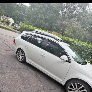 2009 Volkswagen Jetta V6 GLS Sedan 4D