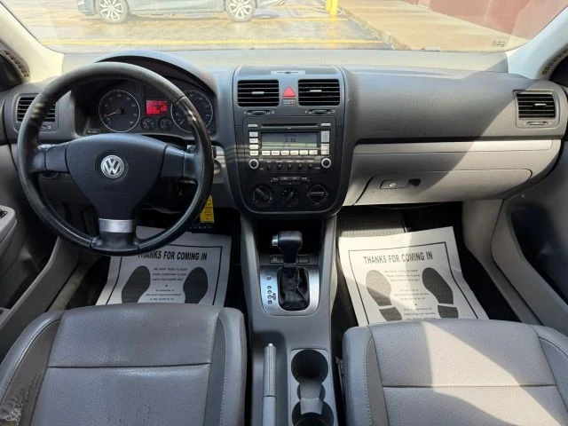 2009 Volkswagen A5 Jetta - Image 16 of 21