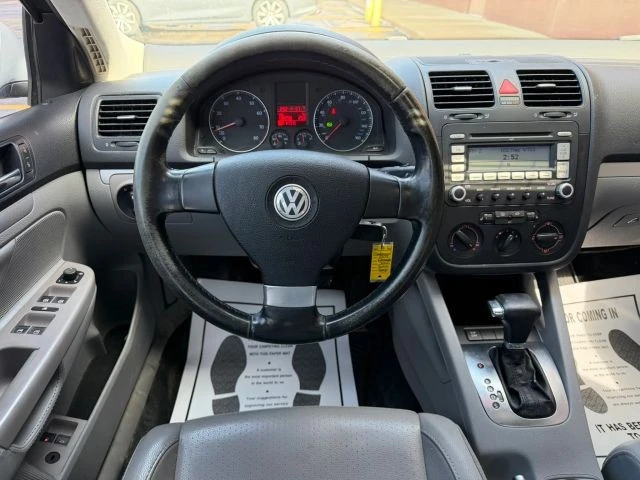 2009 Volkswagen A5 Jetta - Image 17 of 21