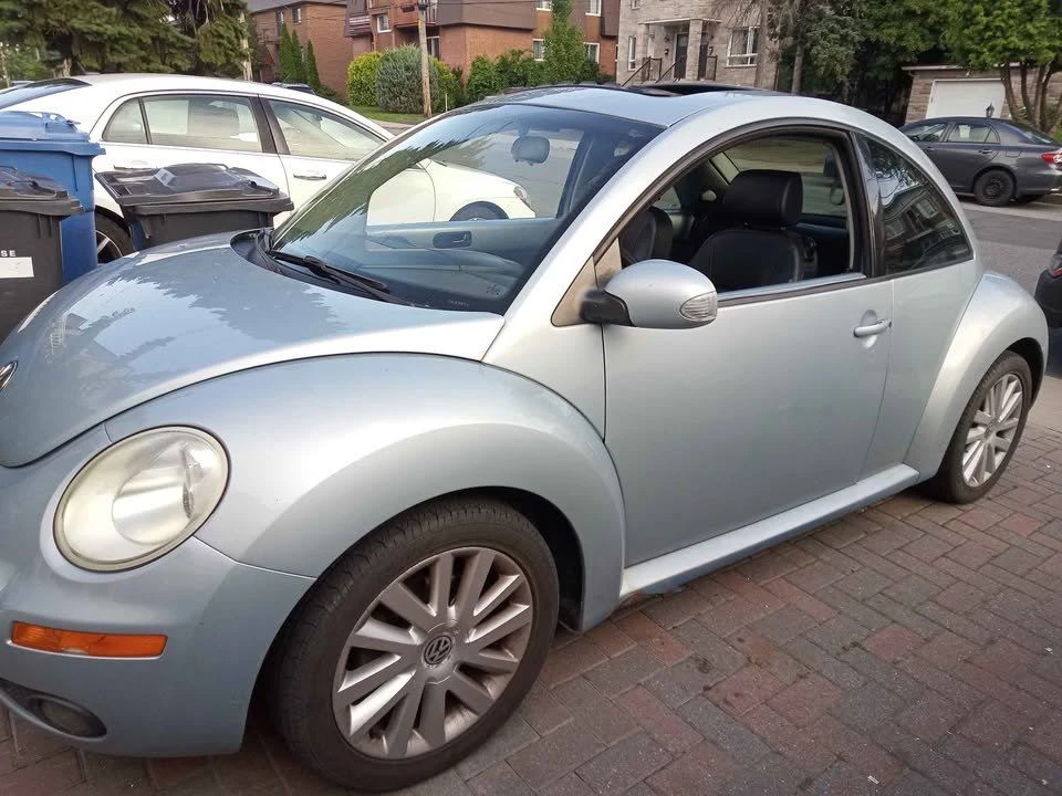 2009 Volkswagen New Beetle - Image 3 of 11