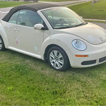 2009 Volkswagen New Beetle 2.5 Convertible 2D