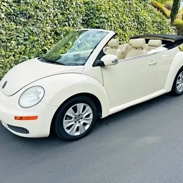 2009 Volkswagen New Beetle 2.5 Convertible 2D