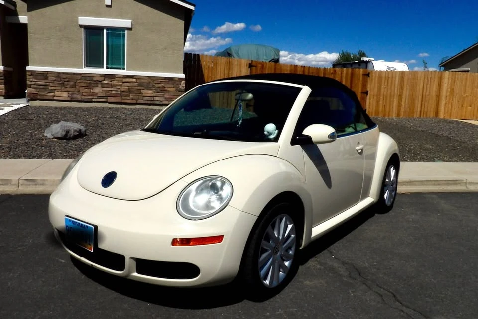 2009 Volkswagen New Beetle - Image 7 of 14