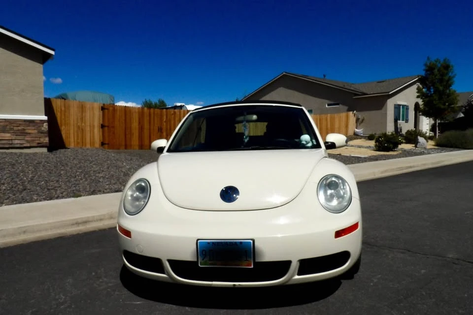 2009 Volkswagen New Beetle - Image 4 of 14