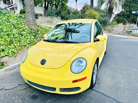 2009 Volkswagen New Beetle 2.5 Hatchback 2D