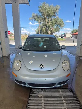 2009 Volkswagen New Beetle 2.5 Hatchback 2D