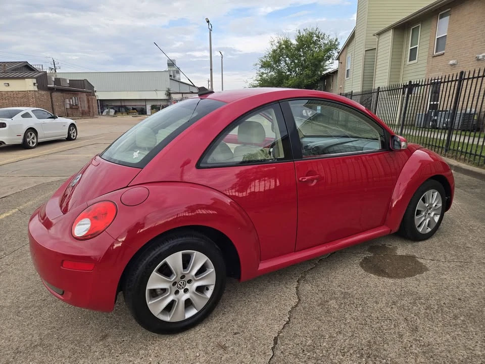 2009 Volkswagen New Beetle - Image 6 of 20