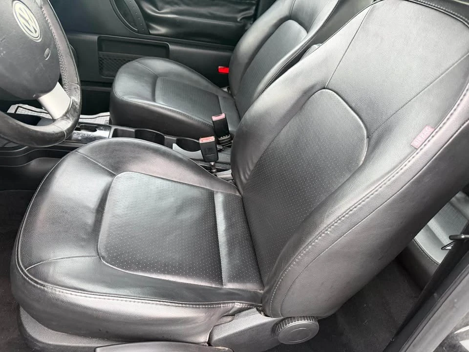 2009 Volkswagen New Beetle - Image 12 of 18