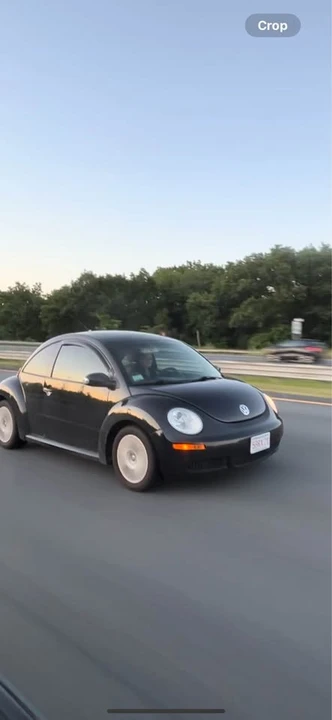 2009 Volkswagen New Beetle - Image 2 of 3