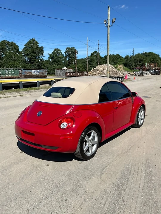 2009 Volkswagen New Beetle - Image 20 of 20