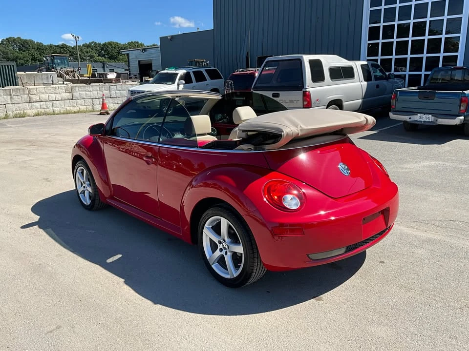2009 Volkswagen New Beetle - Image 4 of 20