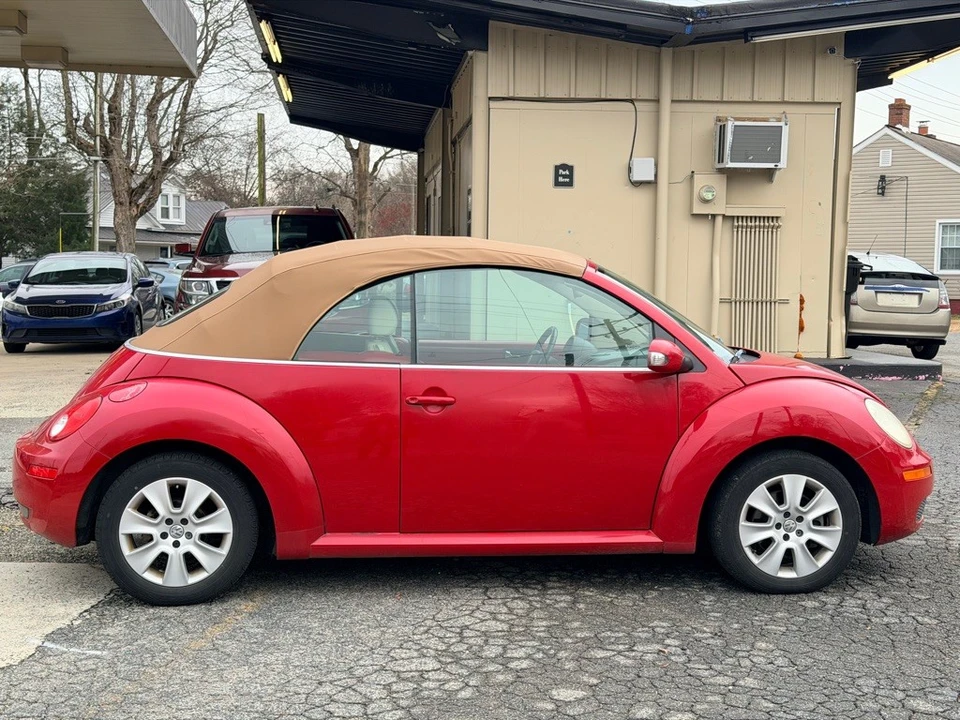 2009 Volkswagen New Beetle - Image 4 of 14