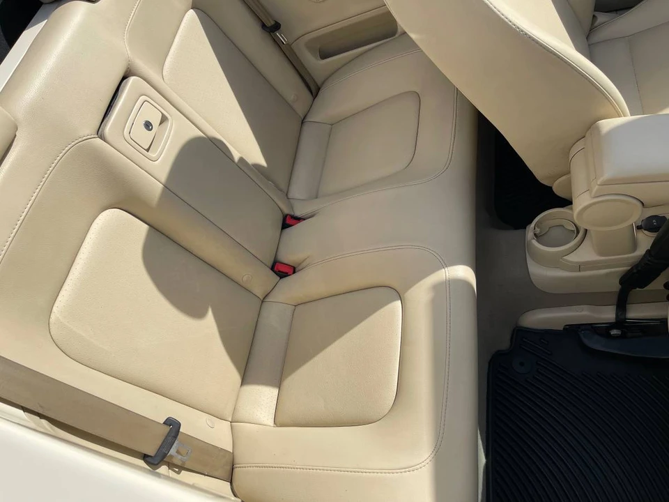 2009 Volkswagen New Beetle - Image 10 of 23