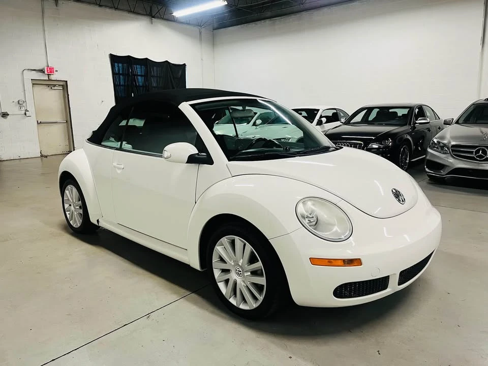 2009 Volkswagen New Beetle - Image 4 of 20