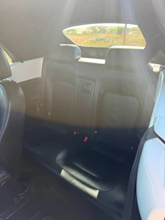 2009 Volkswagen New Beetle - Image 11 of 15