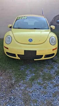 2009 Volkswagen New Beetle Hatchback 2D