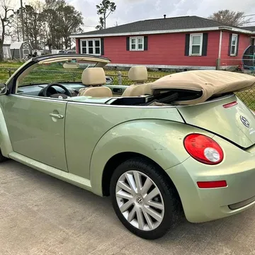 2009 Volkswagen New Beetle Convertible