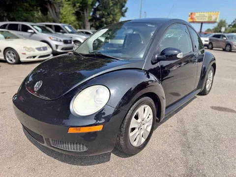 2009 Volkswagen New Beetle Base