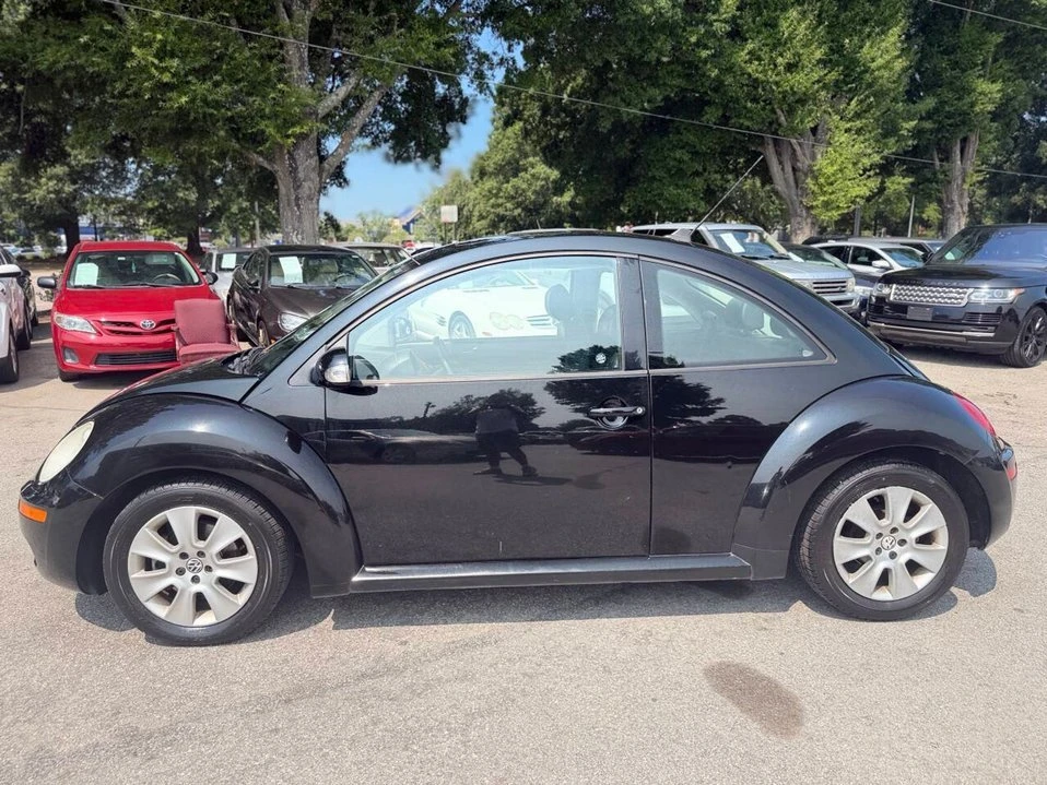 2009 Volkswagen New Beetle - Image 8 of 20