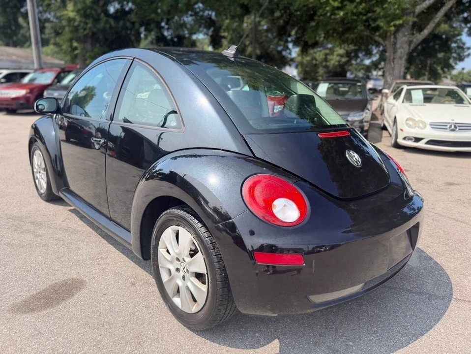 2009 Volkswagen New Beetle - Image 7 of 20