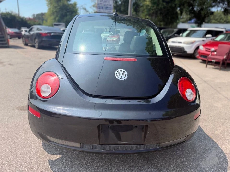 2009 Volkswagen New Beetle - Image 6 of 20