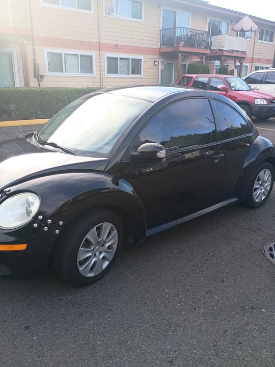 2009 Volkswagen New Beetle - Image 2 of 2