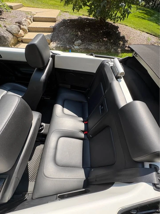 2009 Volkswagen New Beetle - Image 8 of 14