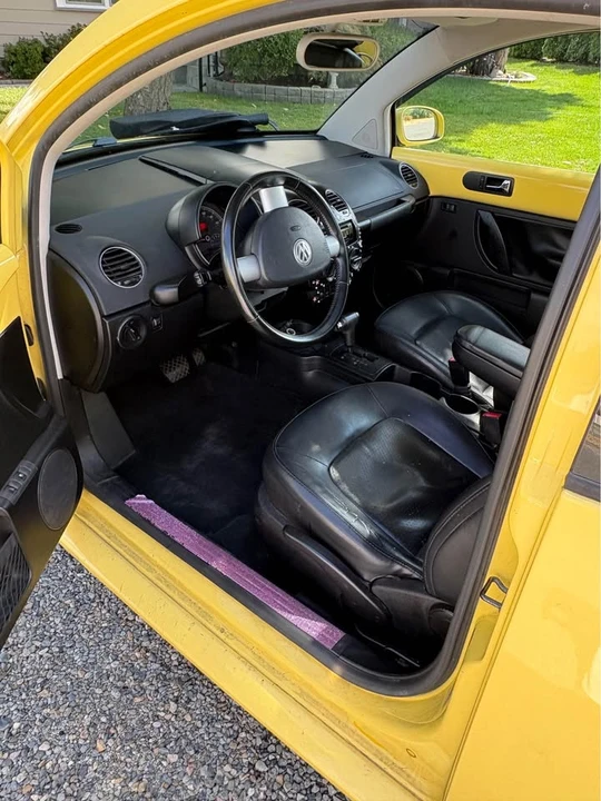 2009 Volkswagen New Beetle - Image 7 of 11