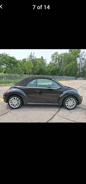 2009 Volkswagen New Beetle - Image 12 of 13