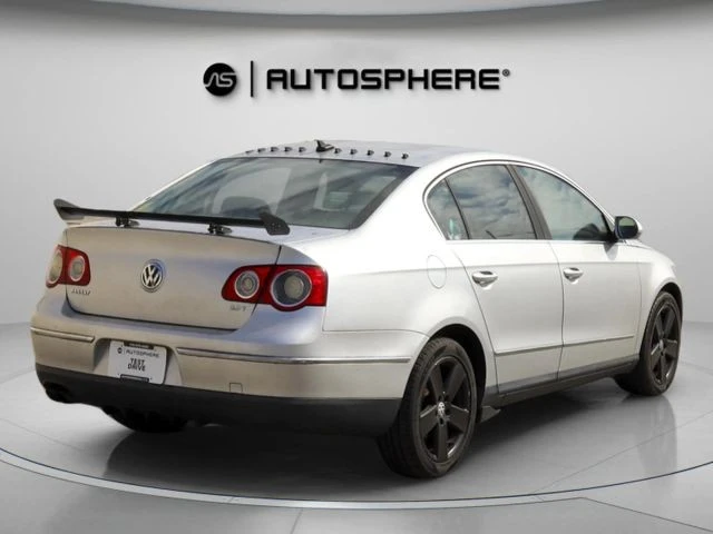2009 Volkswagen Passat - Image 10 of 21