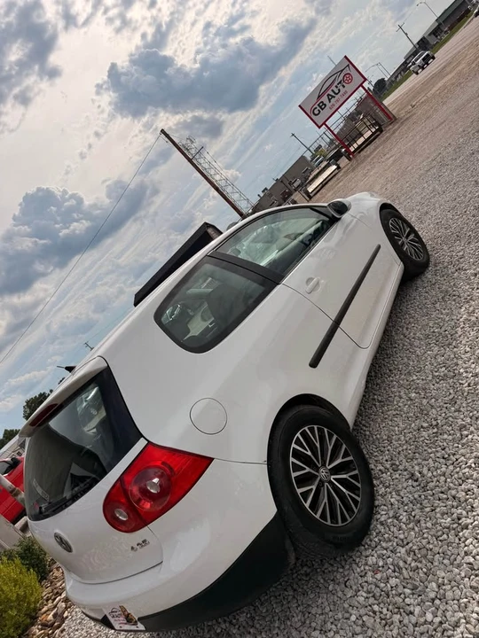 2009 Volkswagen Golf - Image 6 of 9