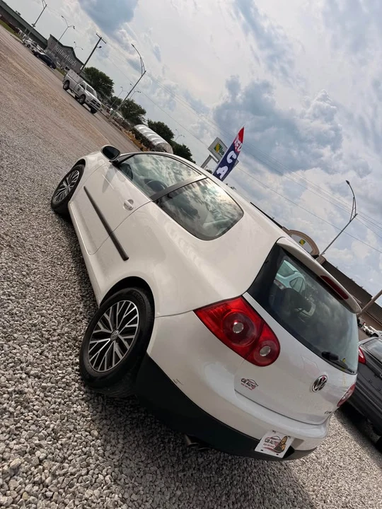2009 Volkswagen Golf - Image 4 of 9