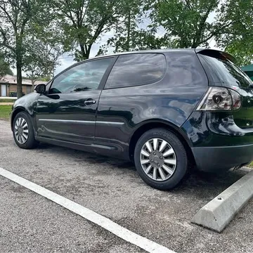 2009 Volkswagen Rabbit S Hatchback 2D