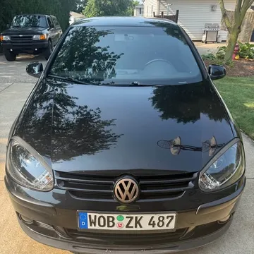 2009 Volkswagen Rabbit S Hatchback 2D