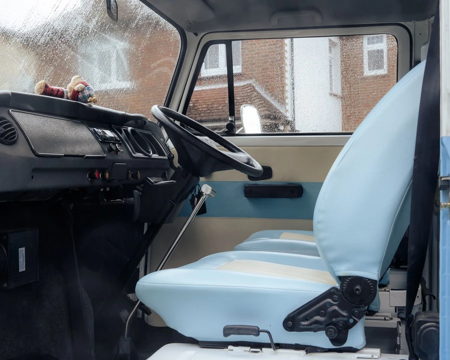 2009 Volkswagen Bay-Window Camper - Image 17 of 30