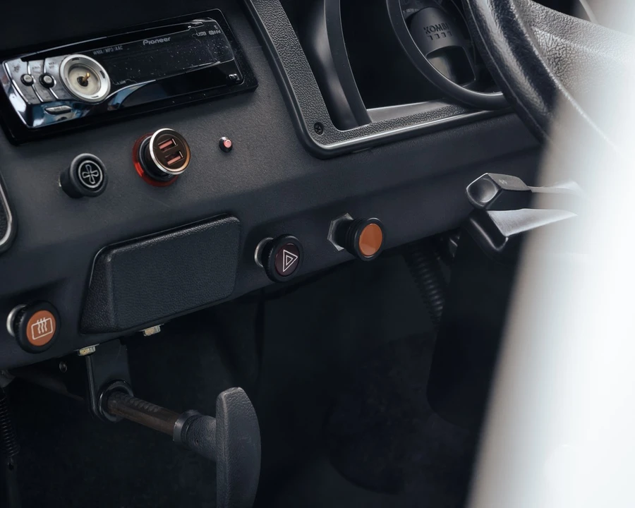 2009 Volkswagen Bay-Window Camper - Image 22 of 30