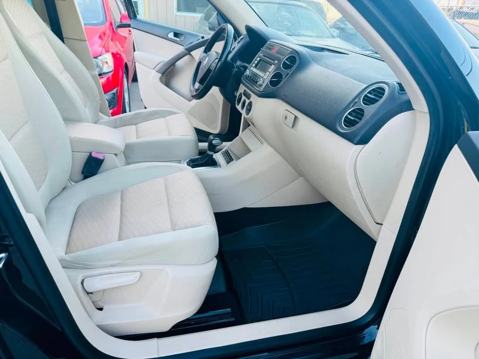2009 Volkswagen Tiguan - Image 15 of 17