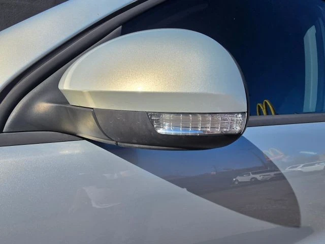 2009 Volkswagen Tiguan - Image 17 of 21