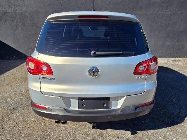 2009 Volkswagen Tiguan - Image 6 of 21