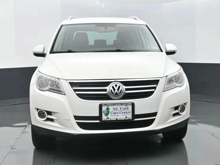 2009 Volkswagen Tiguan - Image 3 of 12