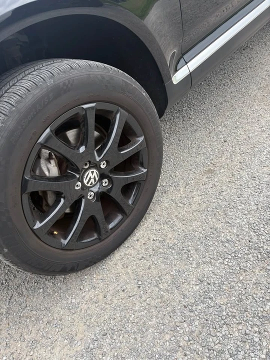 2009 Volkswagen Touareg - Image 2 of 6
