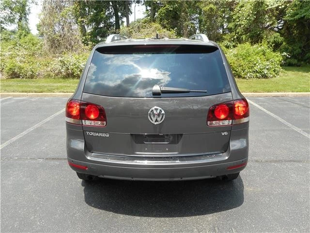 2009 Volkswagen Touareg - Image 5 of 12