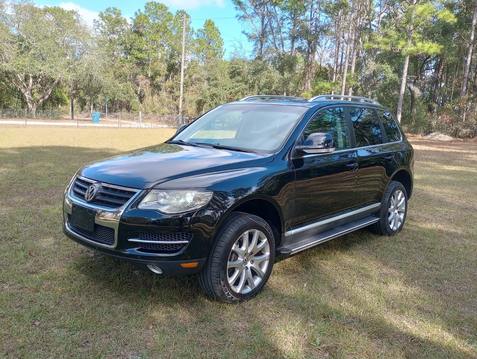 2009 Volkswagen Touareg - Image 2 of 20