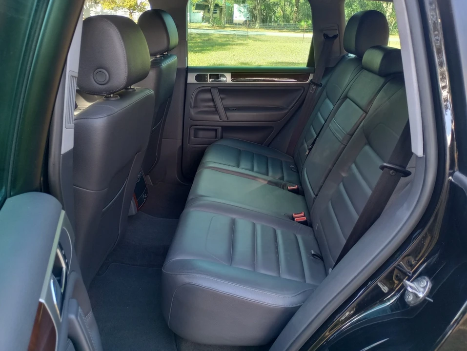 2009 Volkswagen Touareg - Image 11 of 20