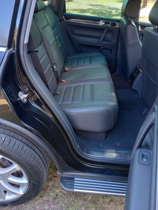 2009 Volkswagen Touareg - Image 14 of 20
