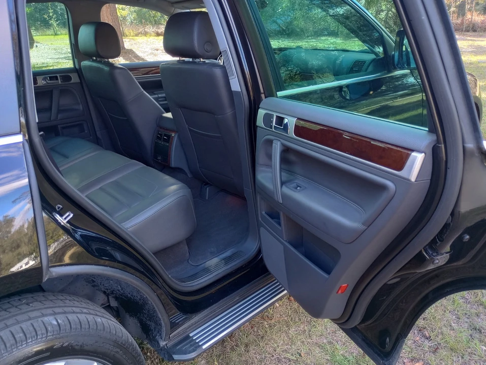2009 Volkswagen Touareg - Image 13 of 20